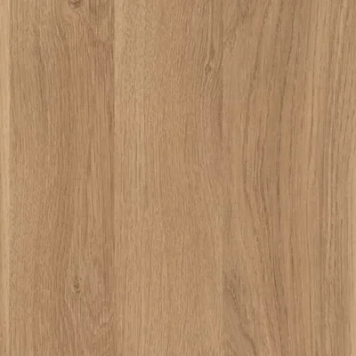 Prostorná skříň na míru s úložným prostorem